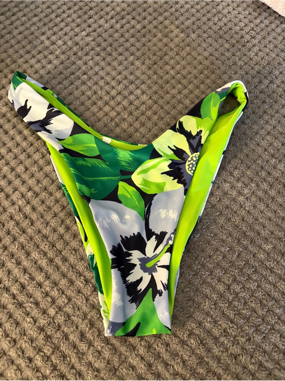 aerie Cheekier Bikini Bottom in Neon Lime Green S